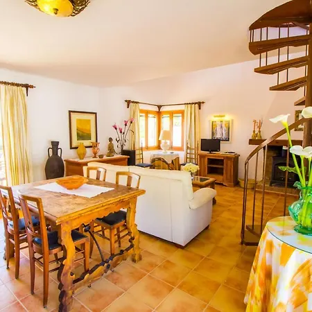 Holiday home Cozy Chalet With Wifi And A / C Port de Pollenca